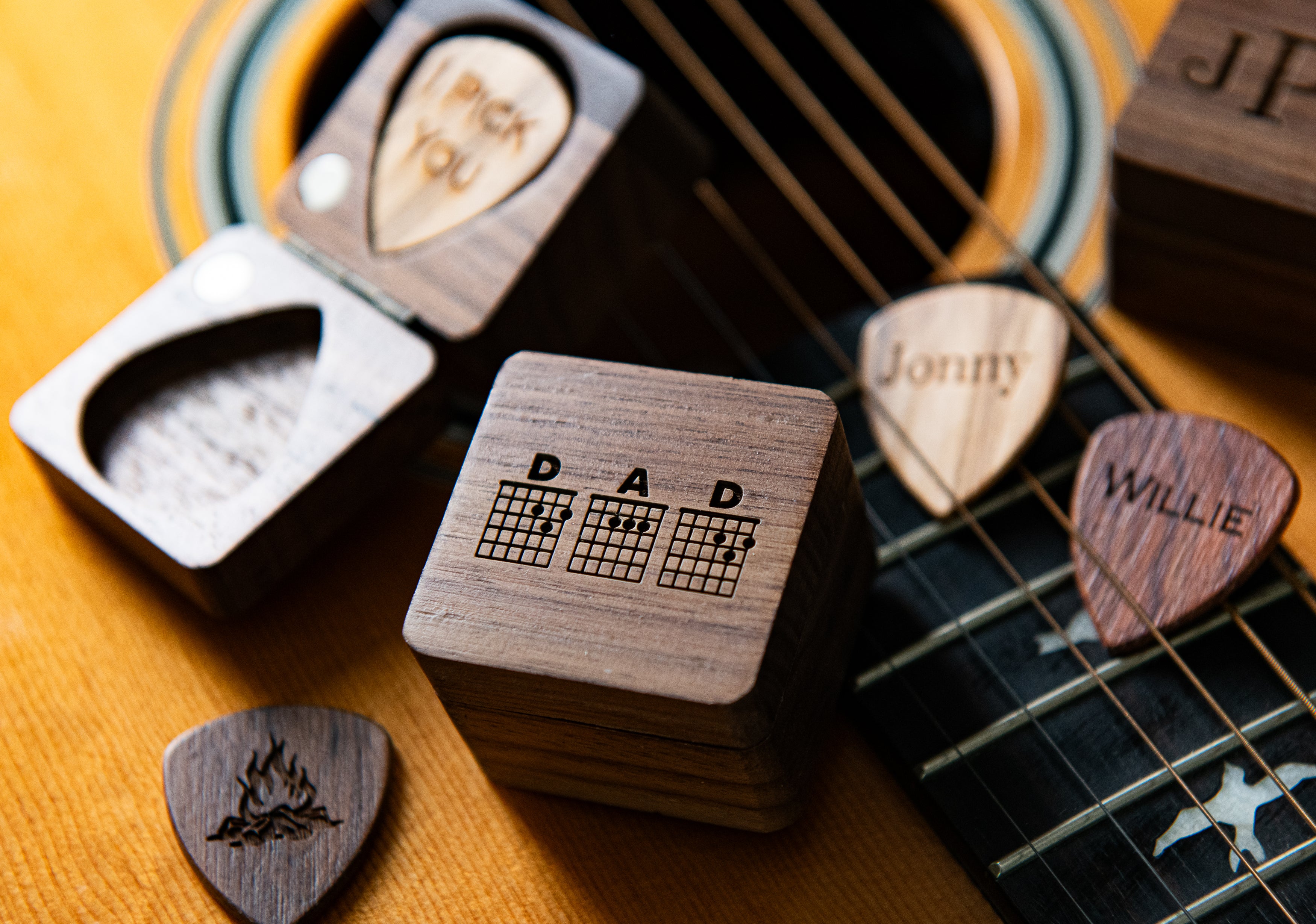 Personalized Guitar Picks with Case
