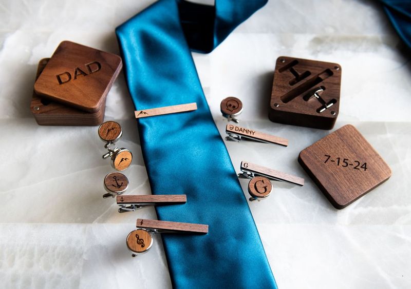 Personalized Cufflinks and Tie Clip Gift Box Set