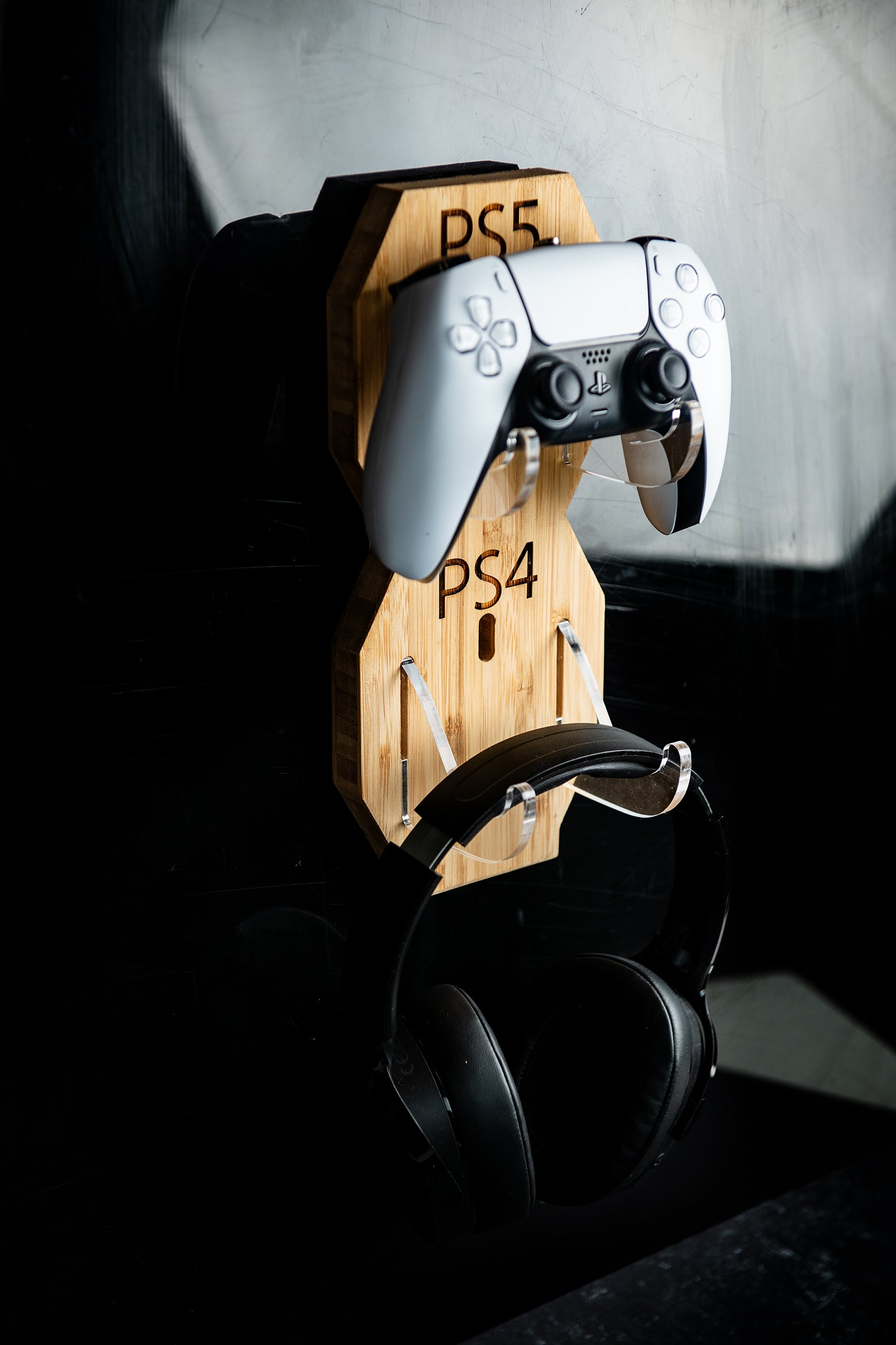 Personalized Controller Home Base Wall Mount for Gaming