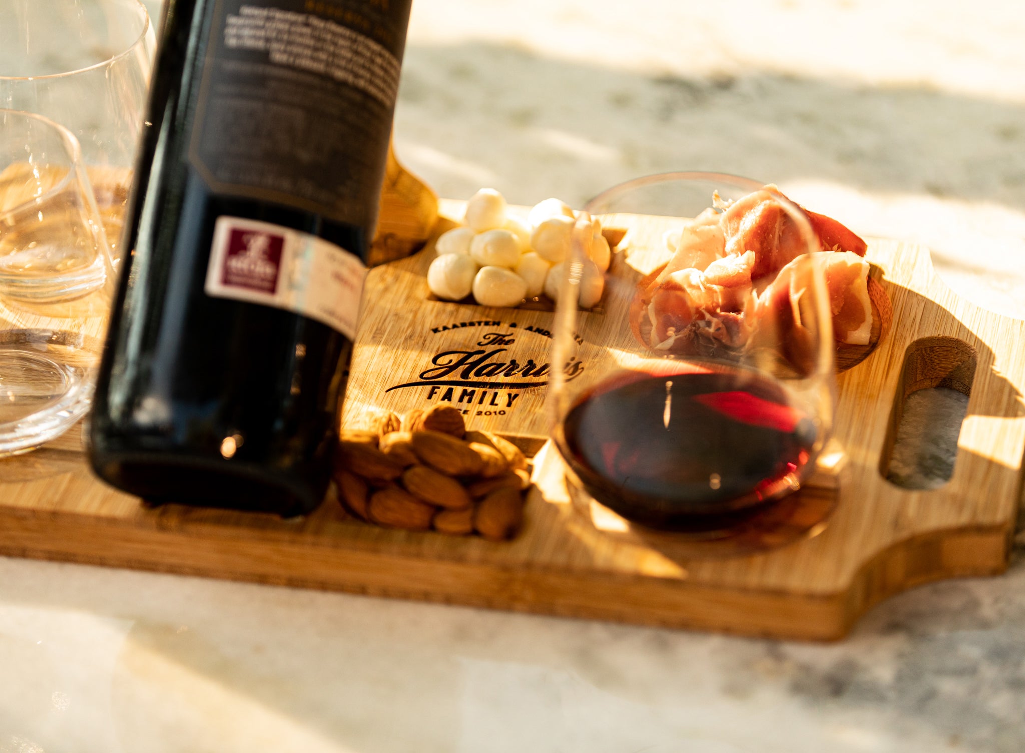 Sommelier Presentation Board & Levitating Stand Gift Set