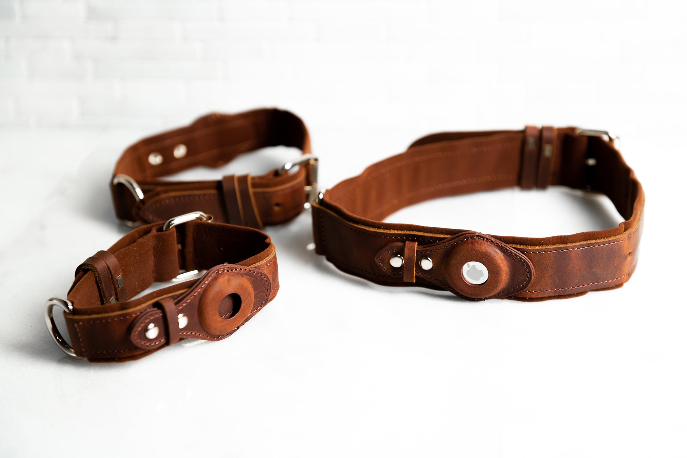 AirTag Distressed Leather Pet Collars
