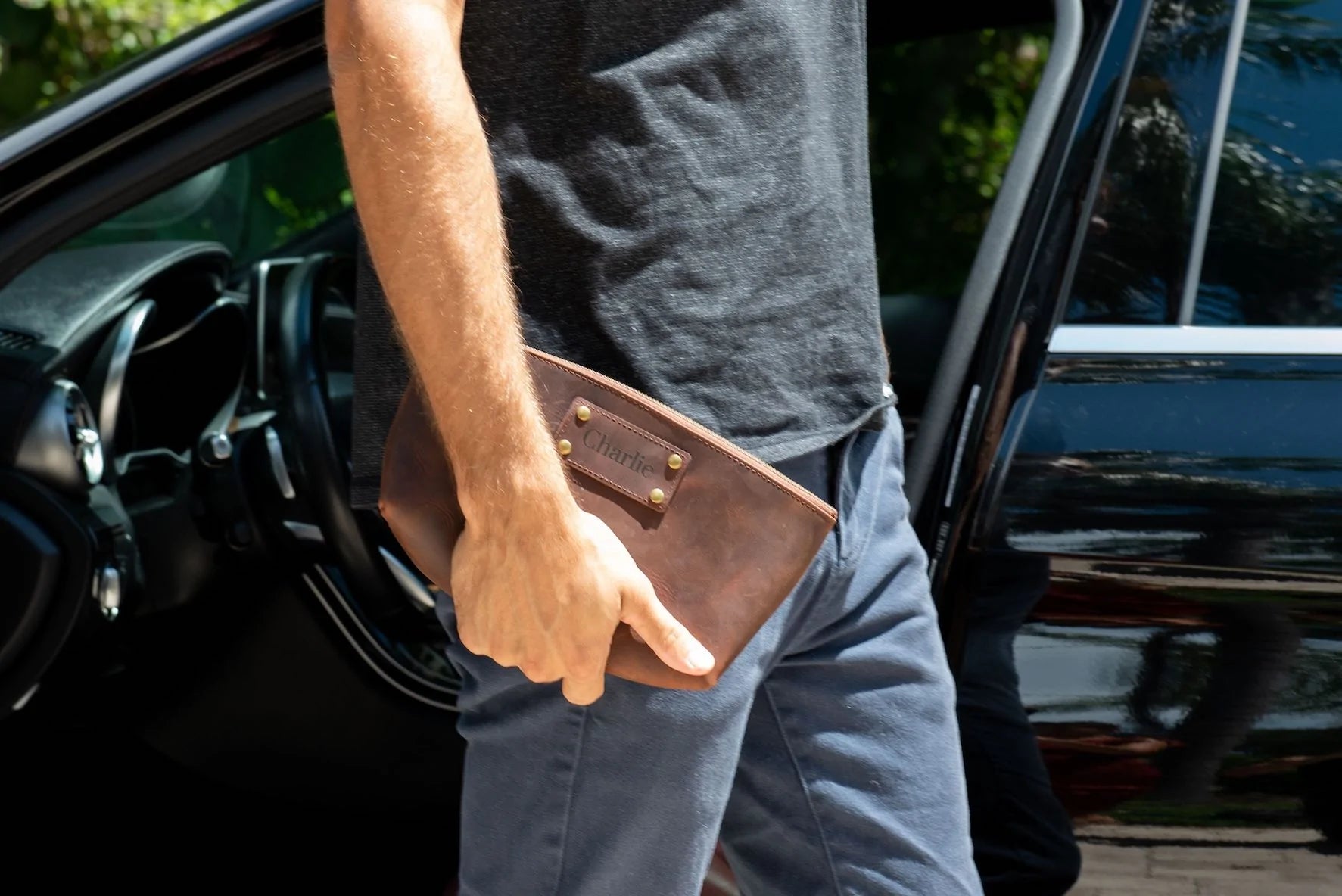 The Alafia Personalized Distressed Leather Toiletry Bag
