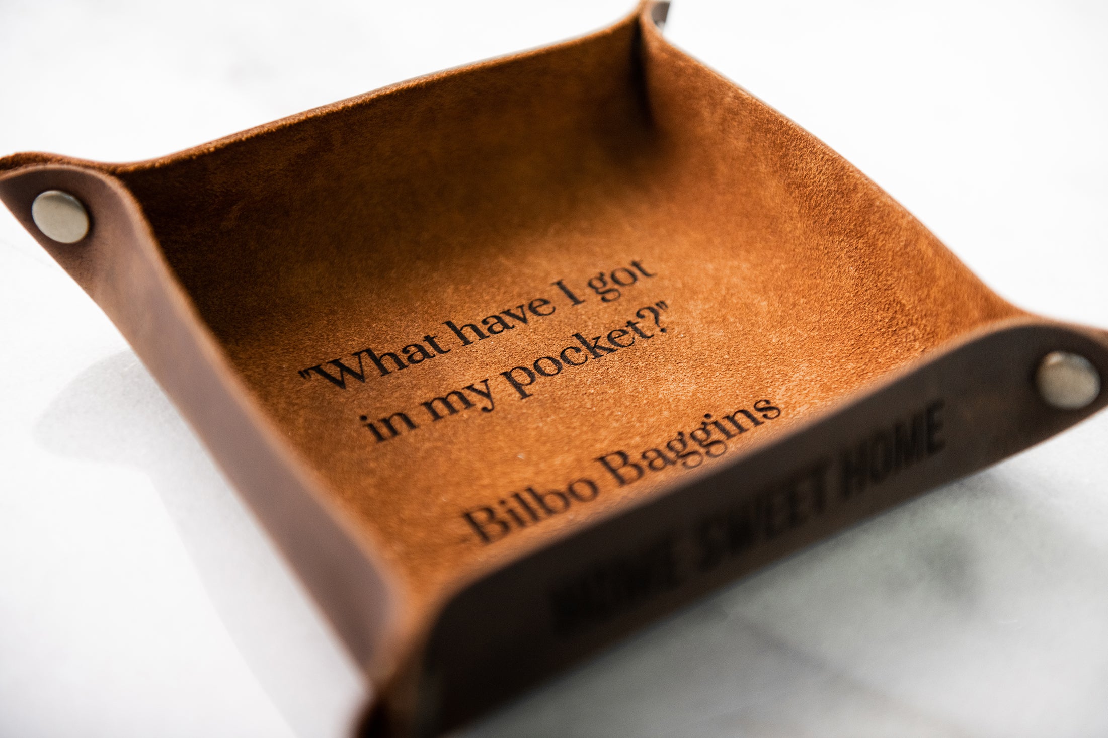 The Melbourne Personalized Leather Snap Valet