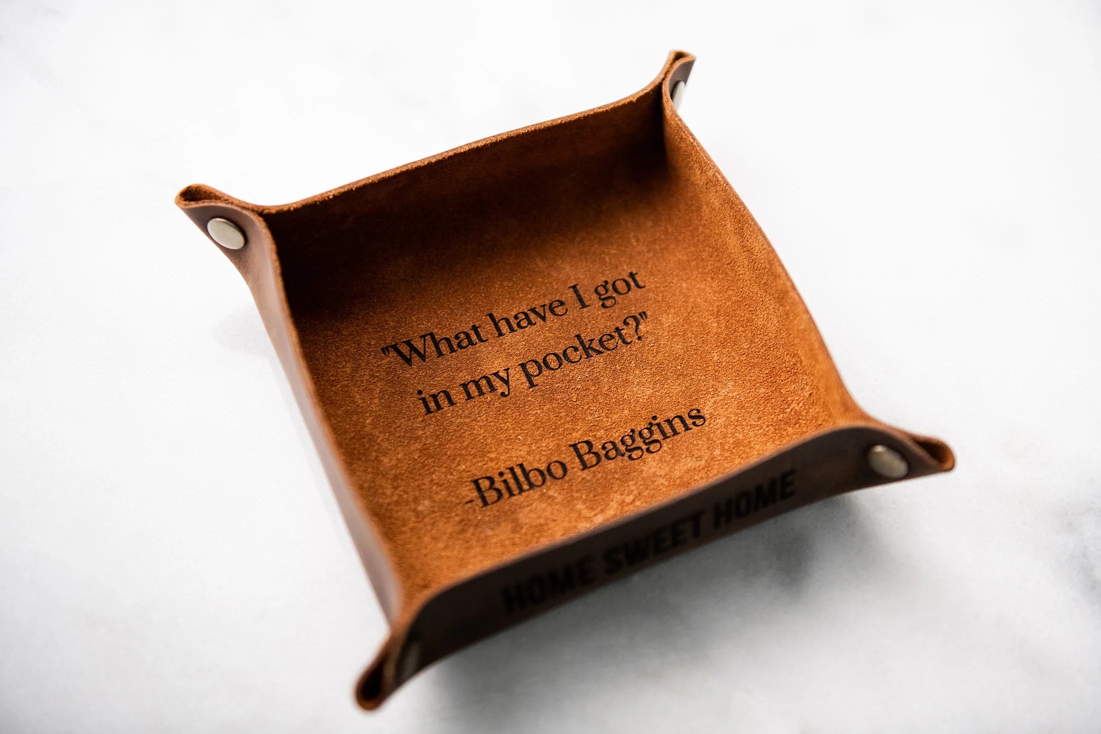 The Melbourne Personalized Leather Snap Valet